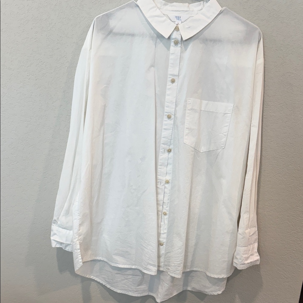 Time and Tru Women’s White Casual Button-Down Shirt with Chest Pocket